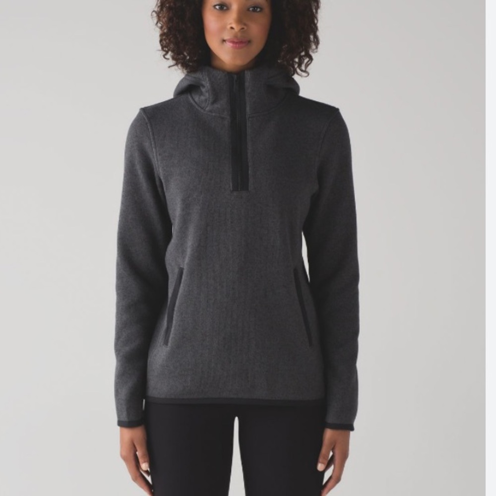 Lululemon It’s Fleecing cold Gray Hooded Pullover sweater size 6 athletic